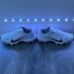 Zoom trout 8 pro cleats